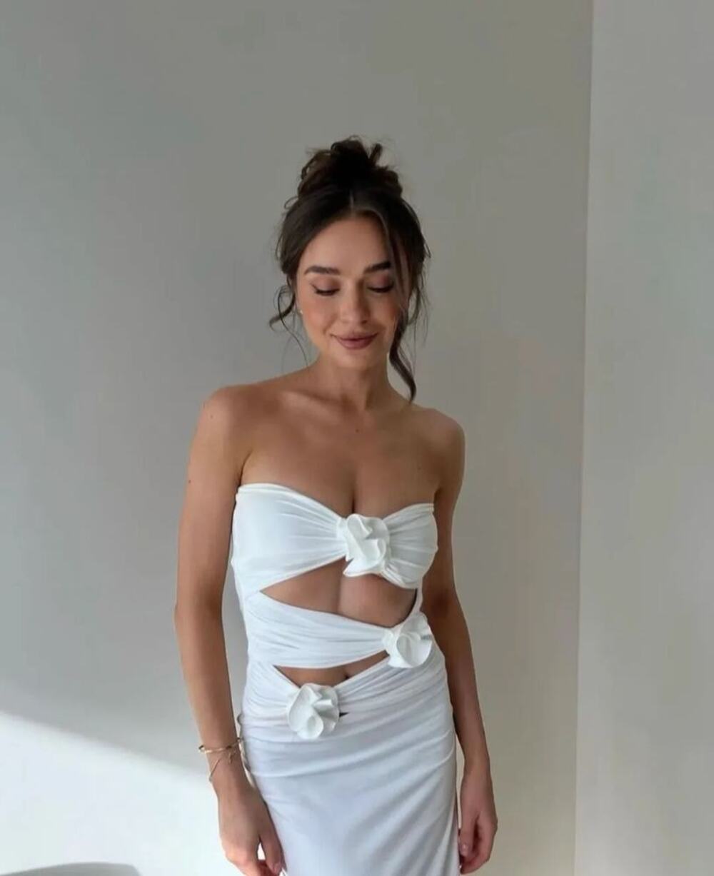Maygel Coronel Veranera Dress in White | One Size